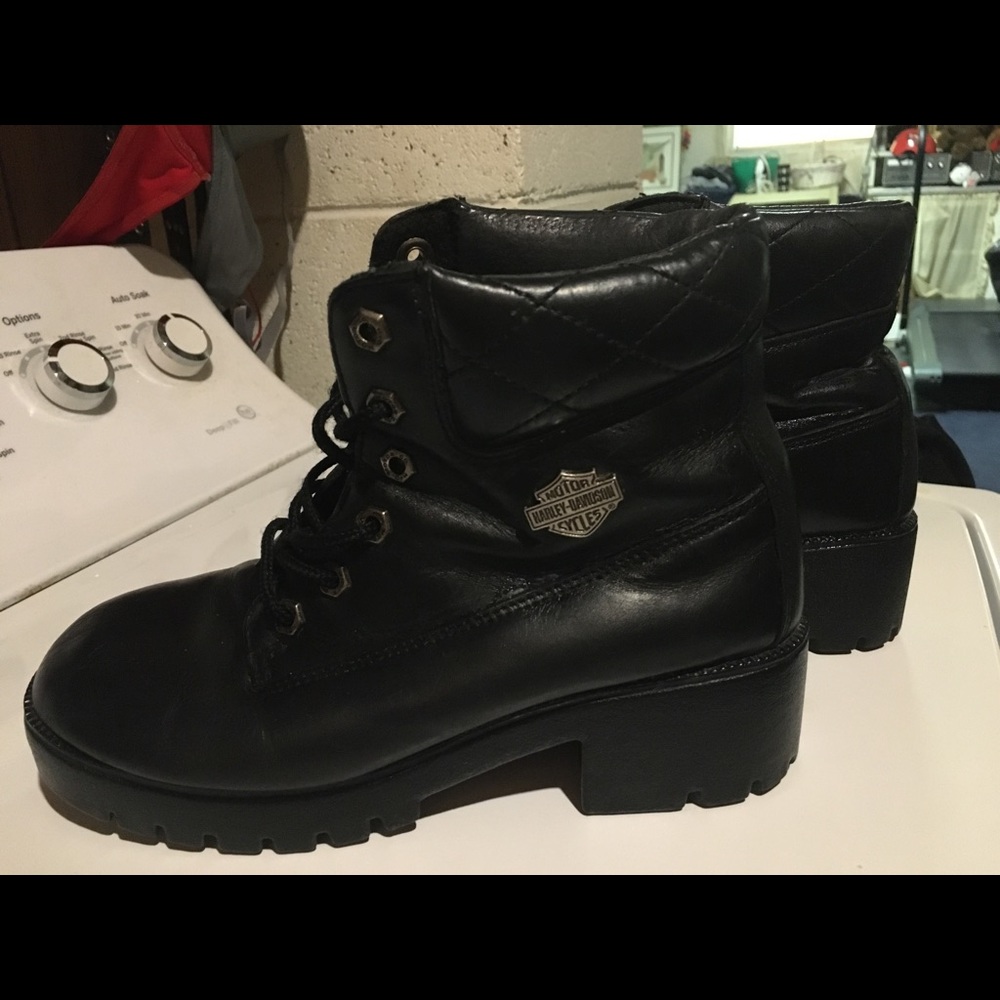 Going in trash, dont feel comfortable selling